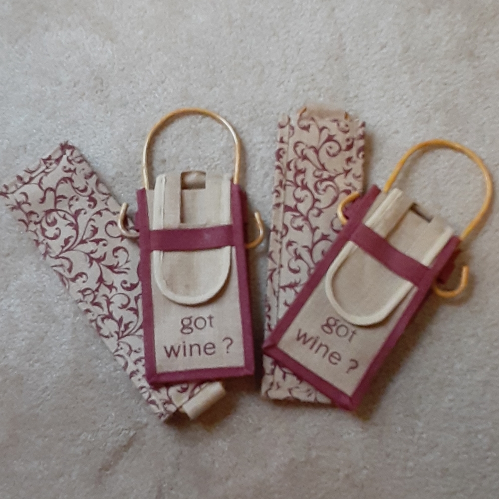 Wine bottle holders